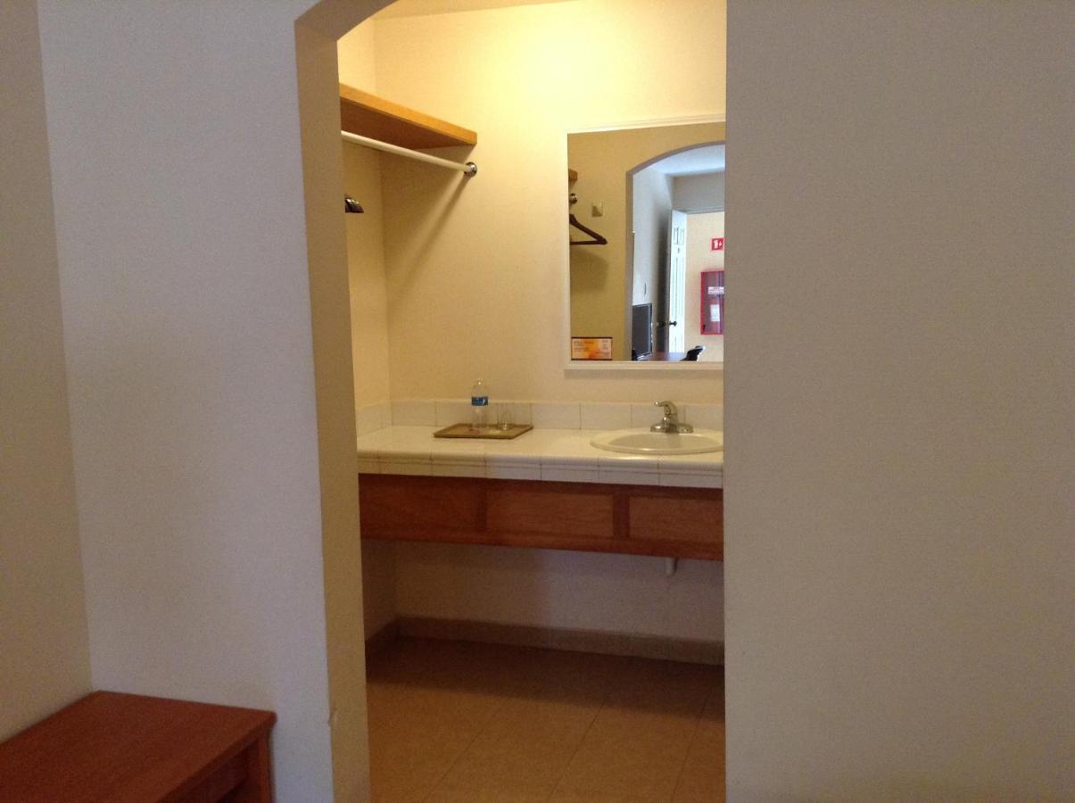 Hotel Del Sol Guaymas Chambre photo